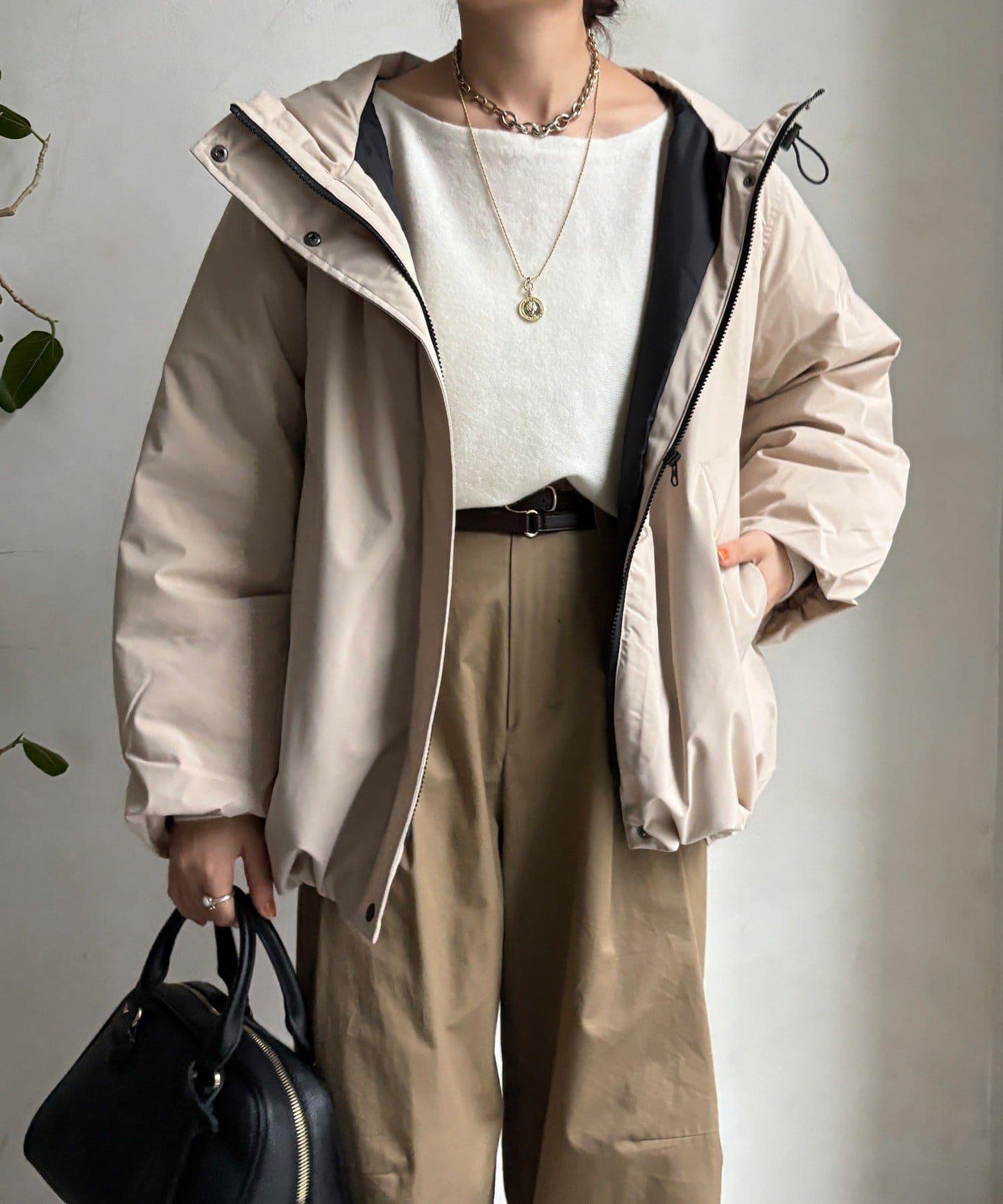 薄膜塔夫綢連帽羽絨服