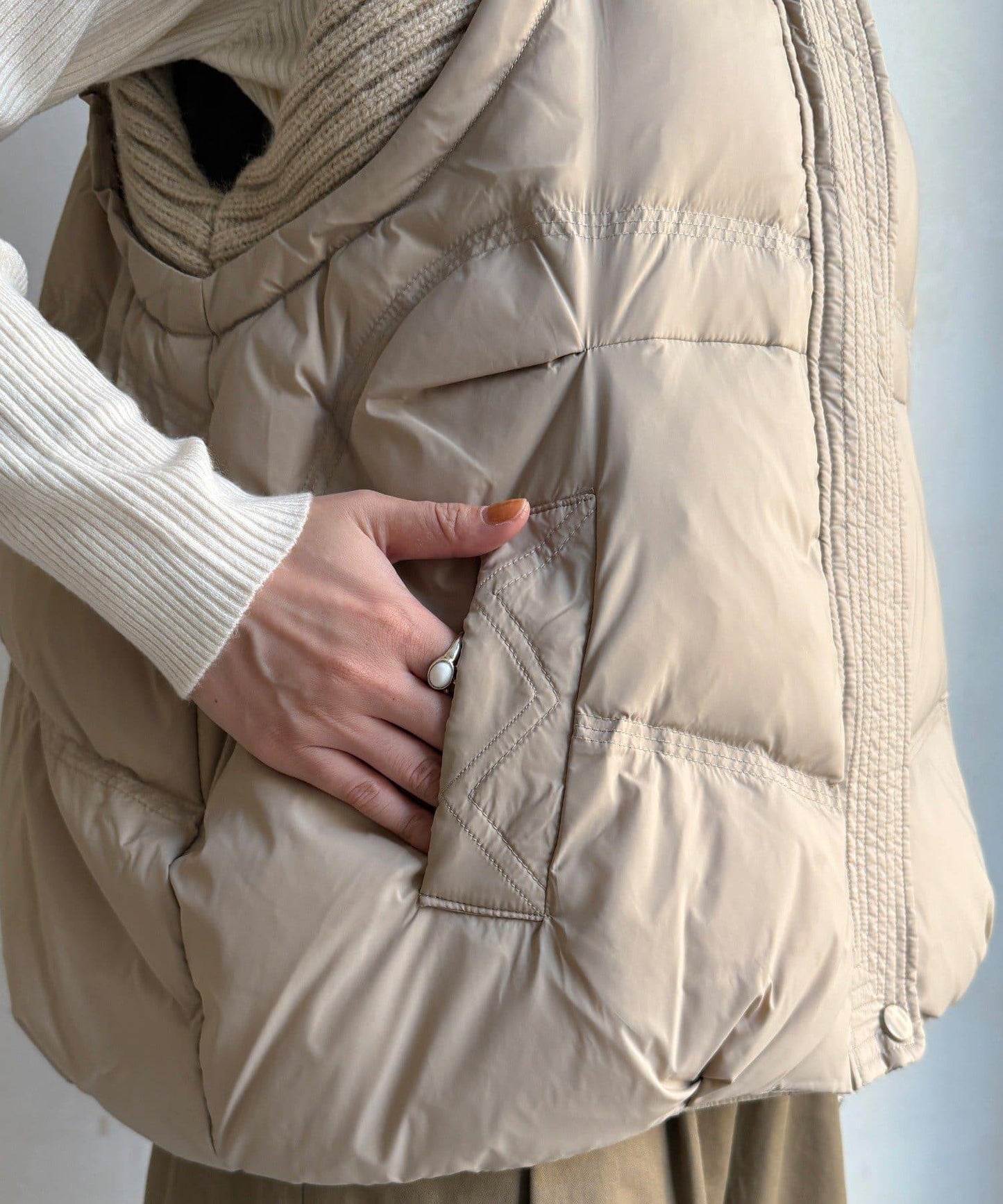 針織拼接羽絨馬甲