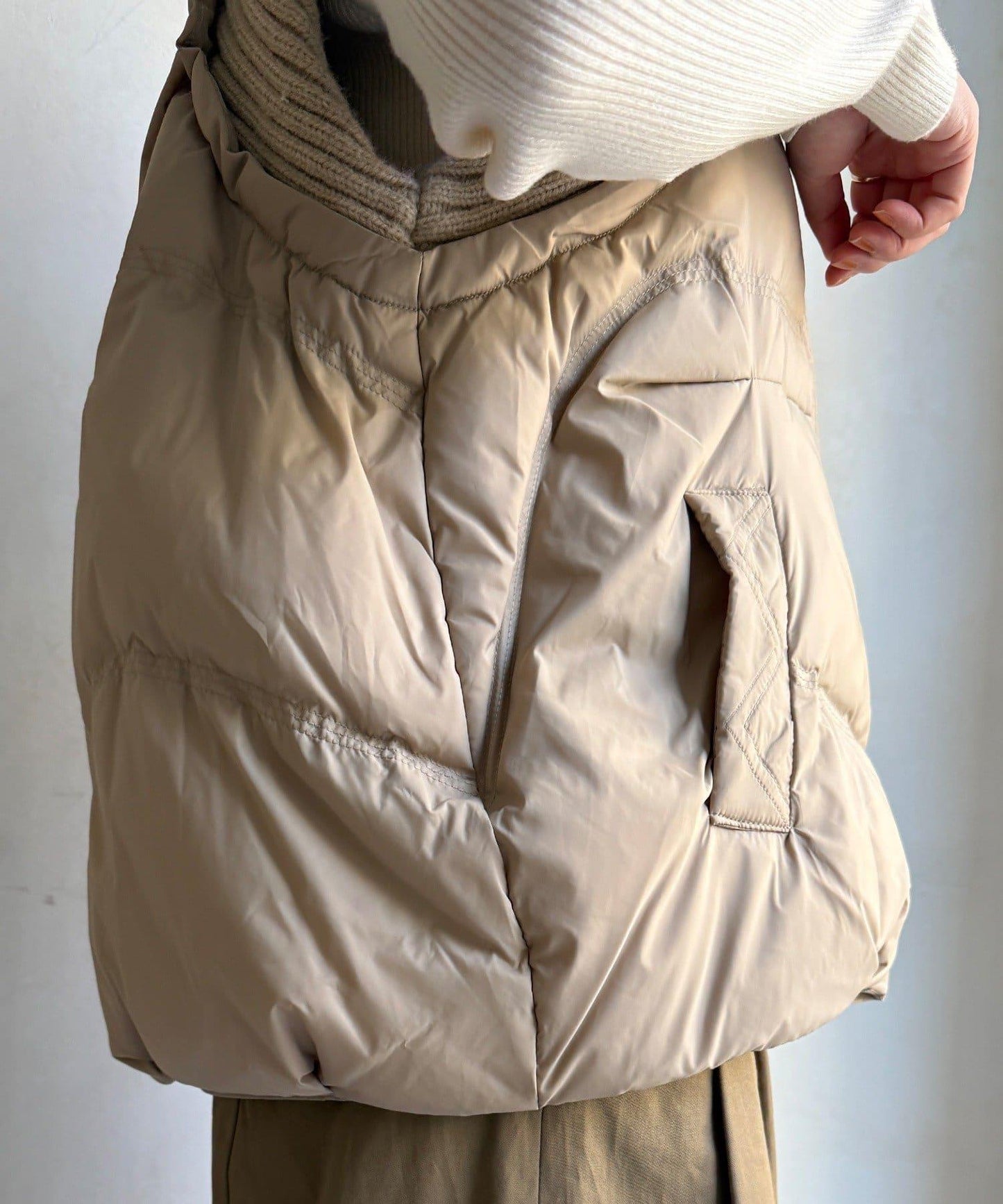 針織拼接羽絨馬甲