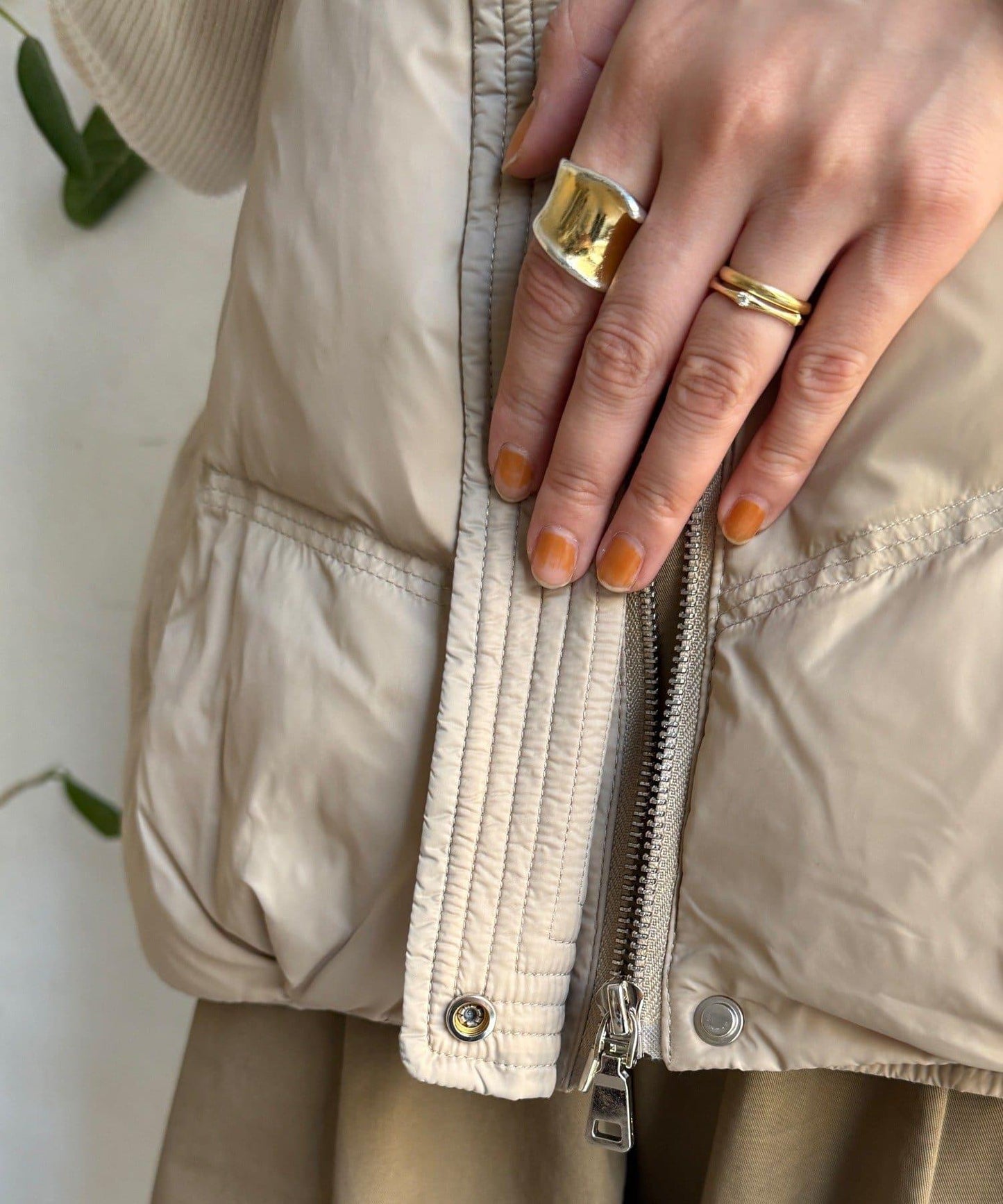 針織拼接羽絨馬甲