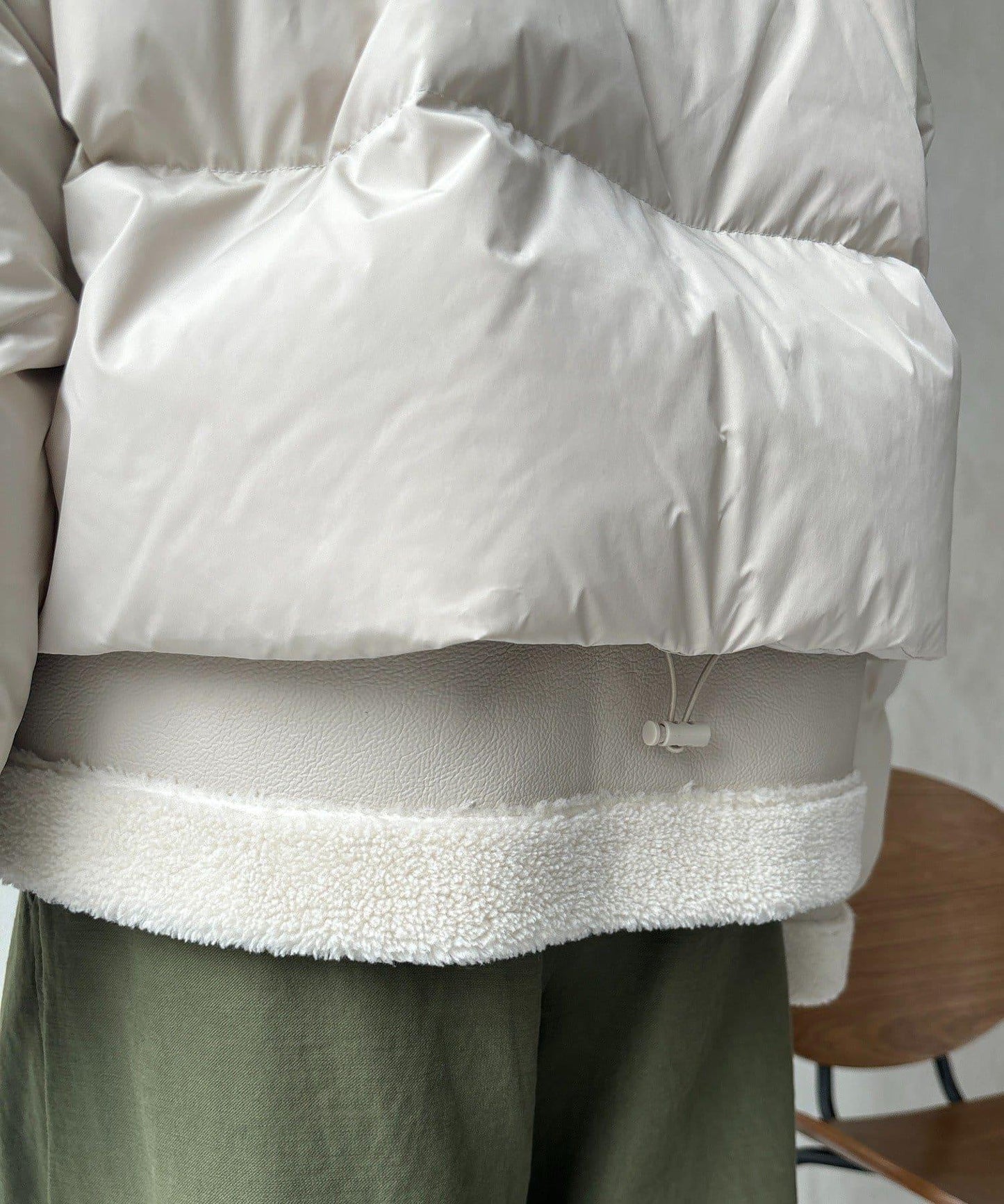 仿麂皮拼接羽絨服