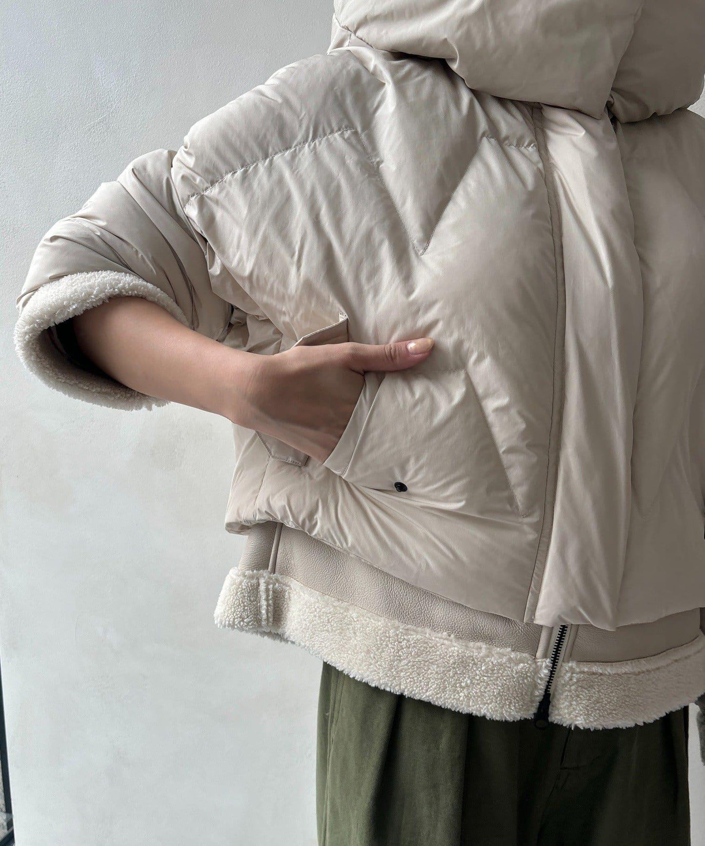 仿麂皮拼接羽絨服