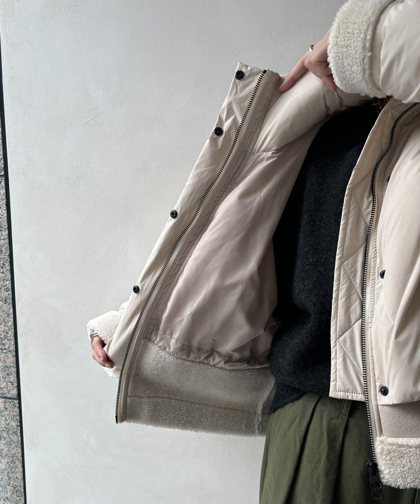 仿麂皮拼接羽絨服