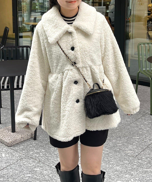 荷葉邊羊羔絨大衣