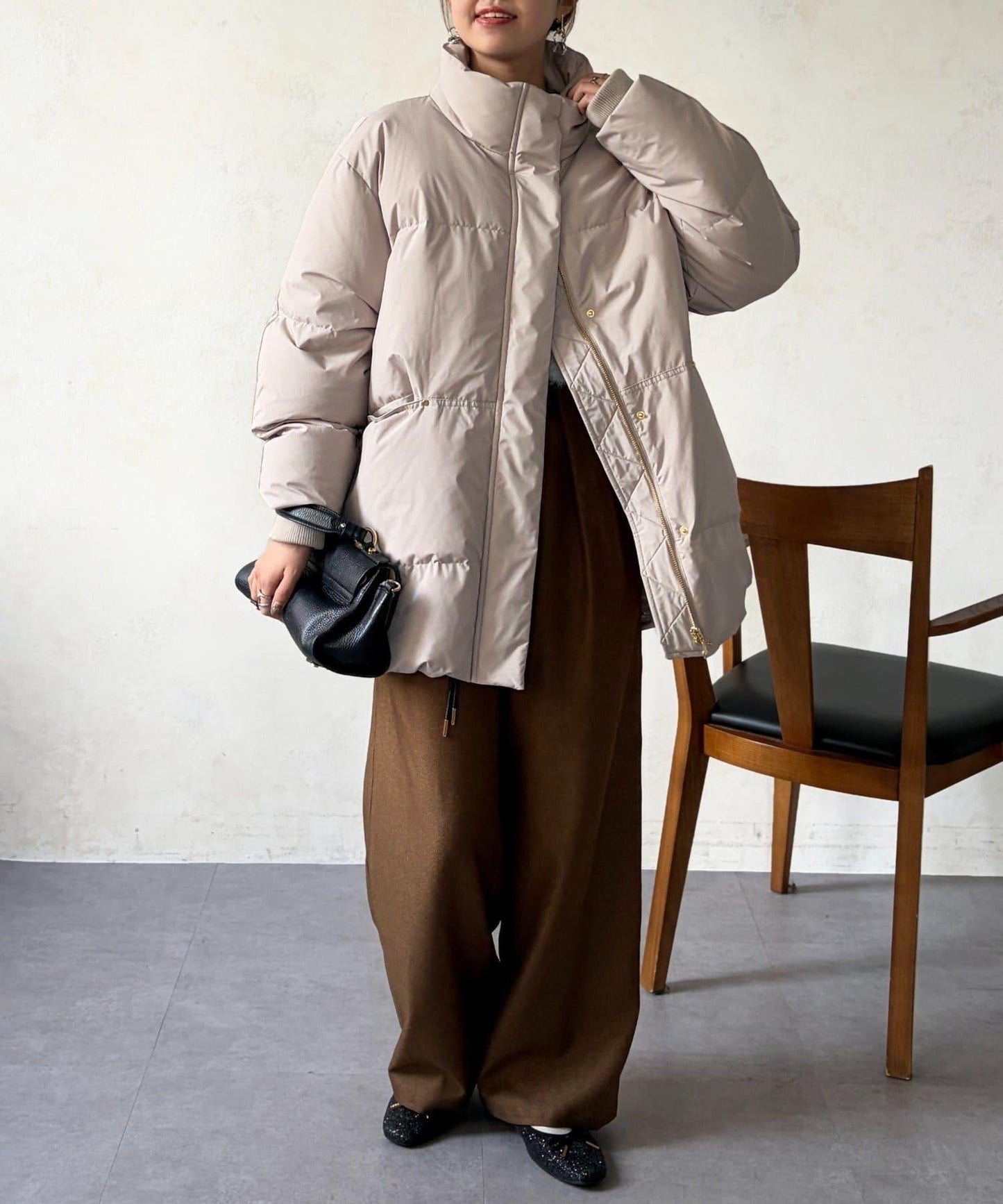 高領中款羽絨服