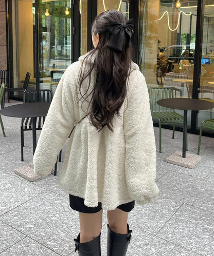 荷葉邊羊羔絨大衣