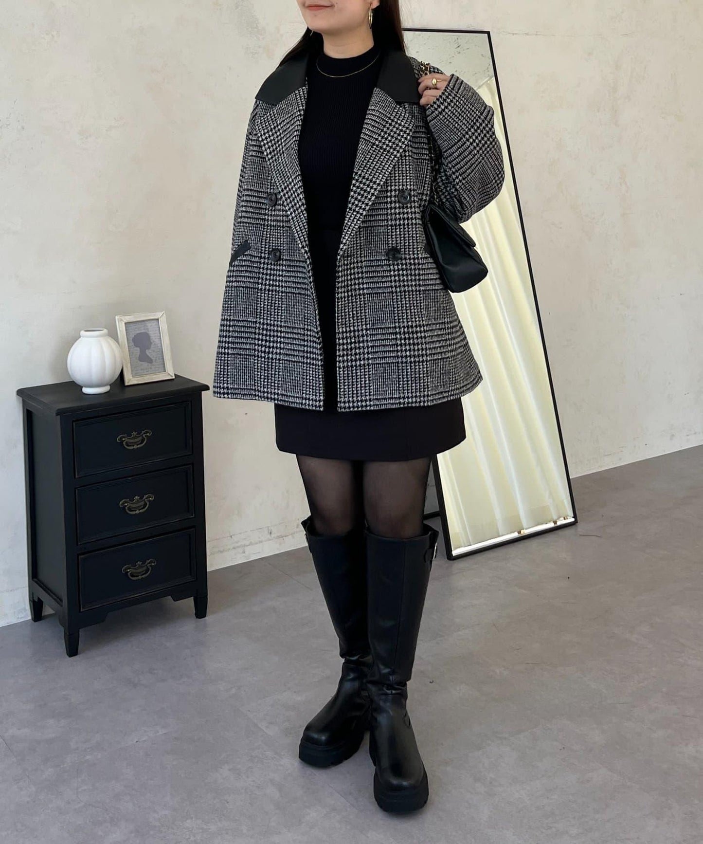 皮革領拼接內襯絎縫格紋大衣