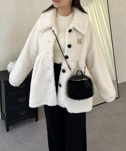 荷葉邊羊羔絨大衣