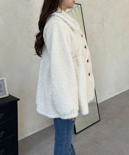 荷葉邊羊羔絨大衣