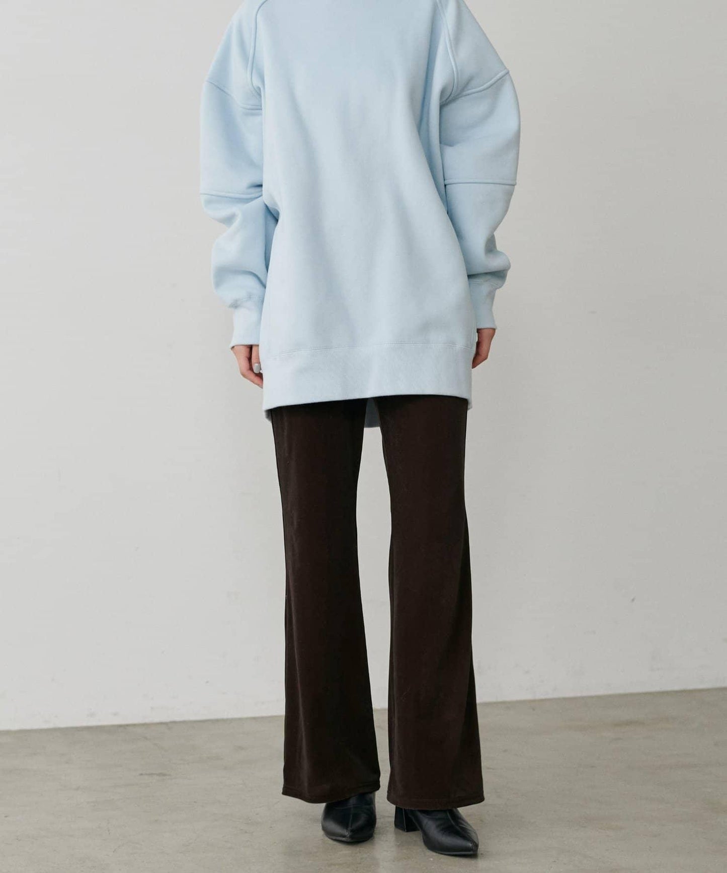 美腿修身柔軟天鵝絨長褲