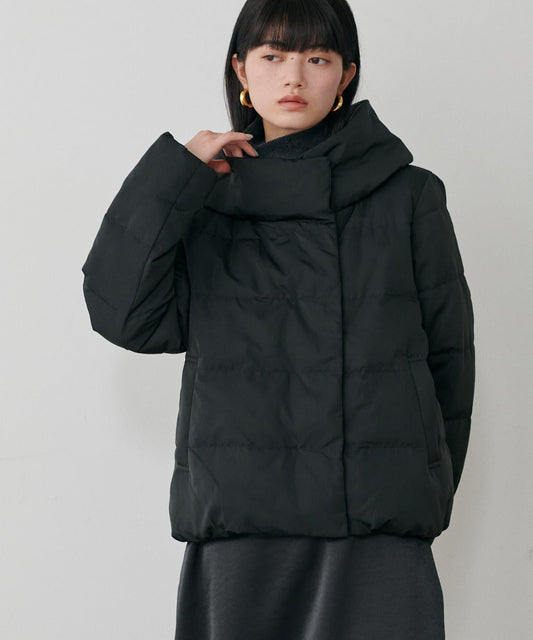 桃皮絨羽絨大衣