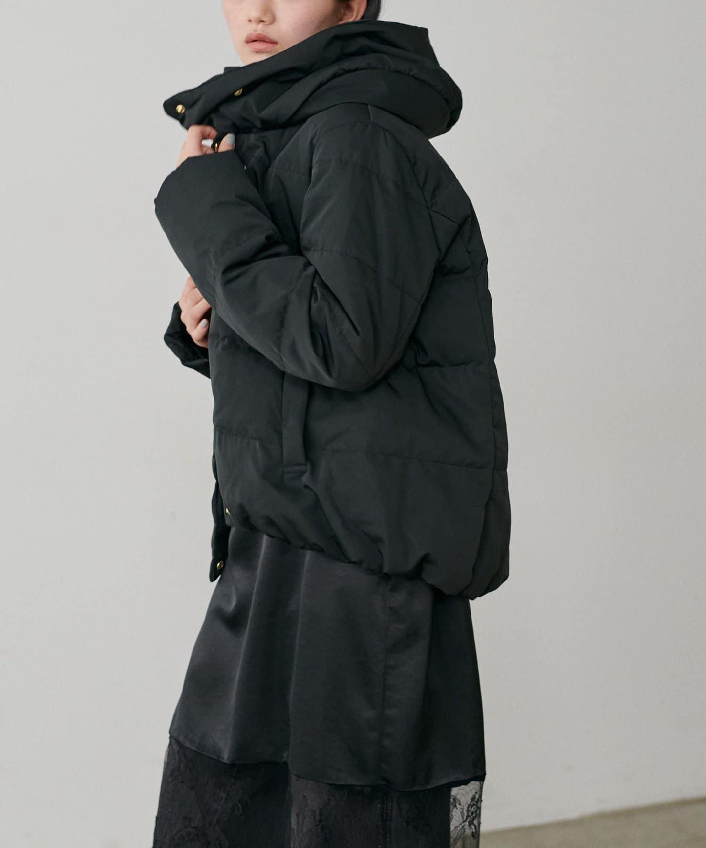 桃皮絨羽絨大衣