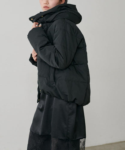 桃皮絨羽絨大衣