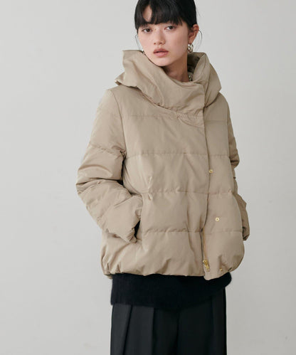 桃皮絨羽絨大衣