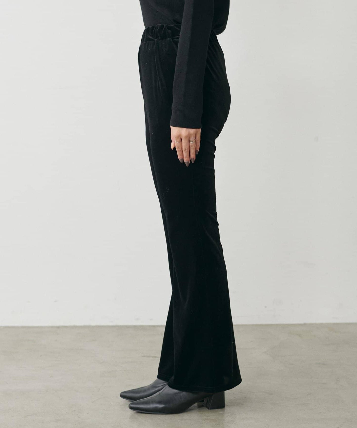 美腿修身柔軟天鵝絨長褲