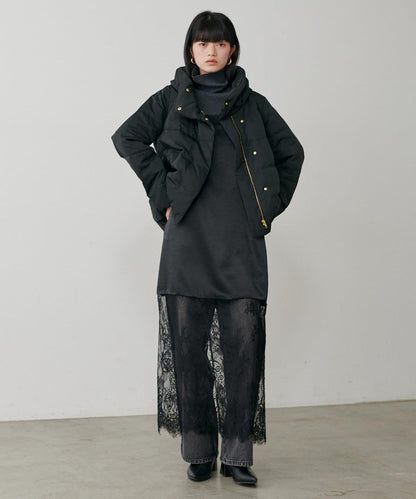 桃皮絨羽絨大衣