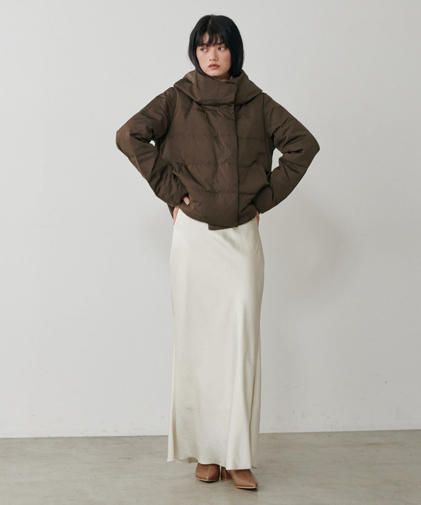 桃皮絨羽絨大衣