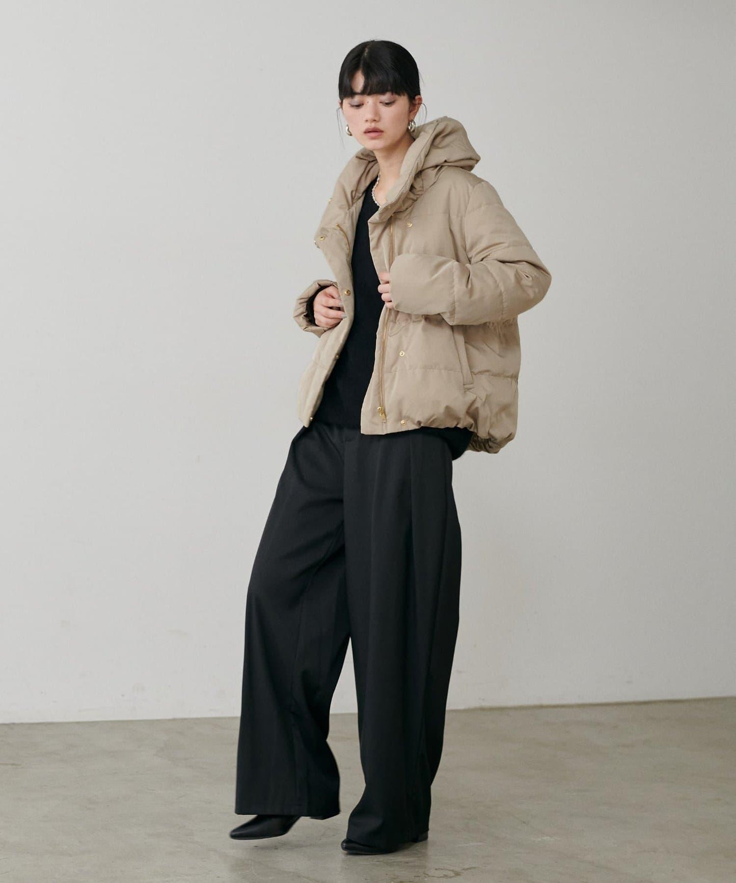 桃皮絨羽絨大衣