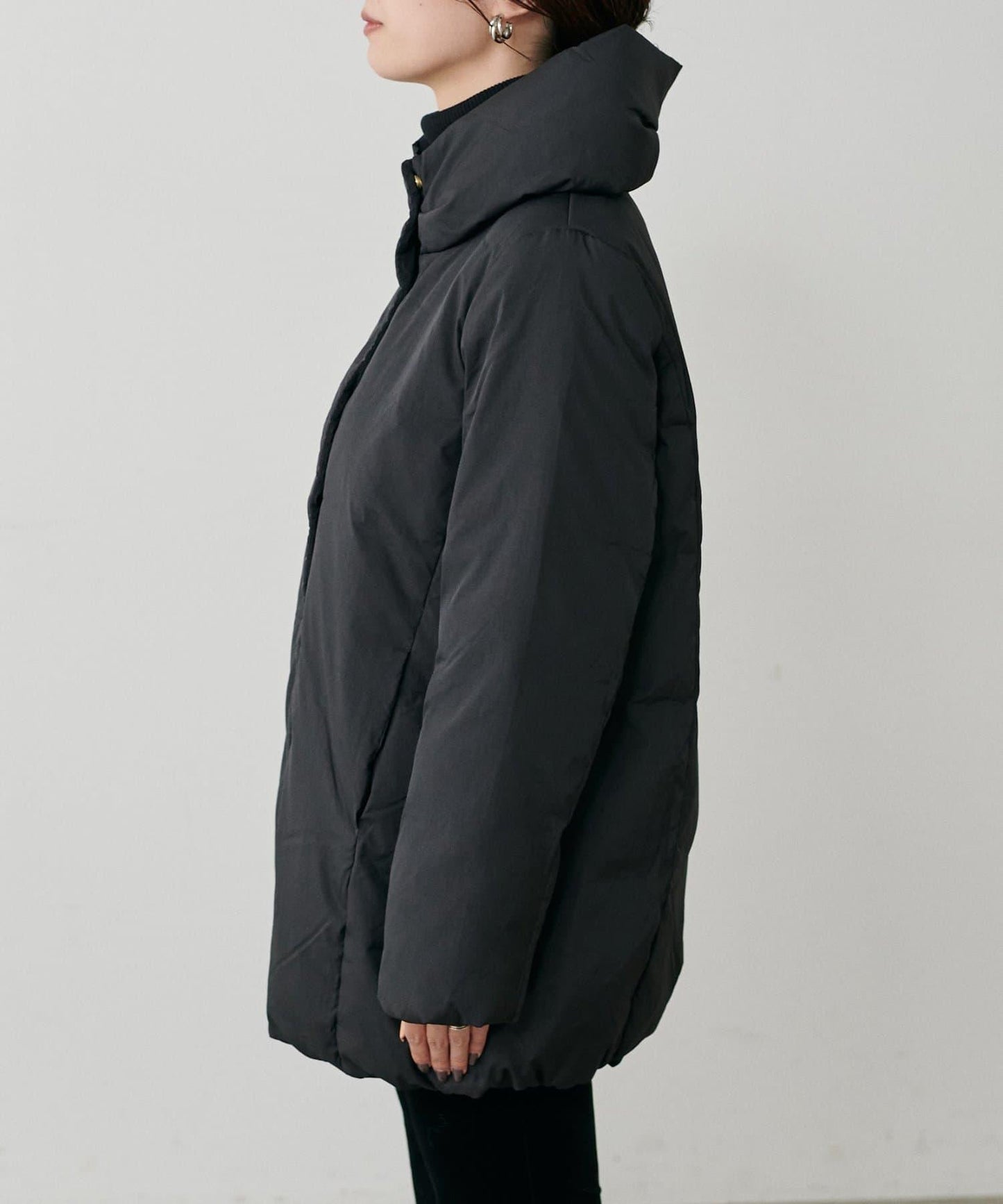 尼龍羽絨中長款大衣