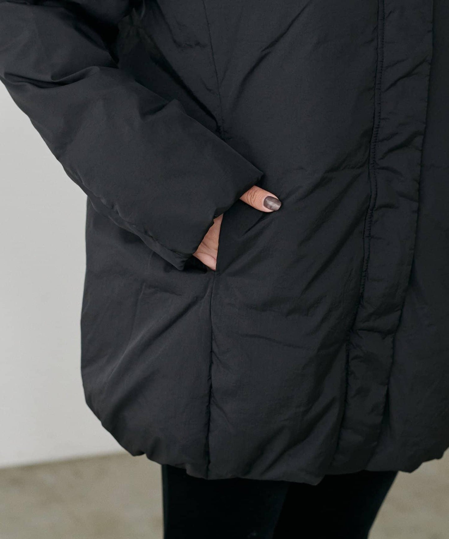 尼龍羽絨中長款大衣