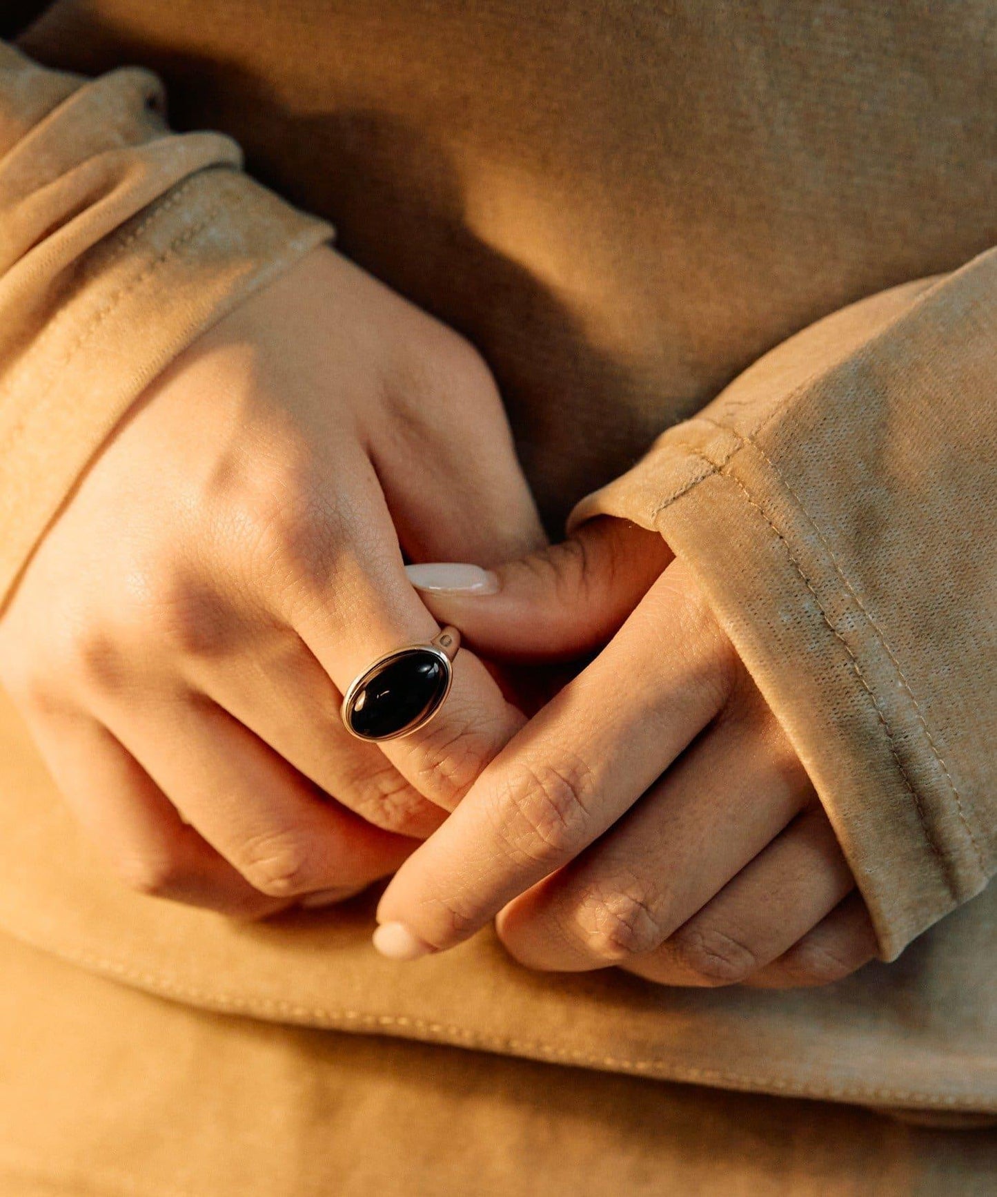 《インフルエンサーuchida企畫/スターリングシルバー》橢圓形寶石純銀戒指