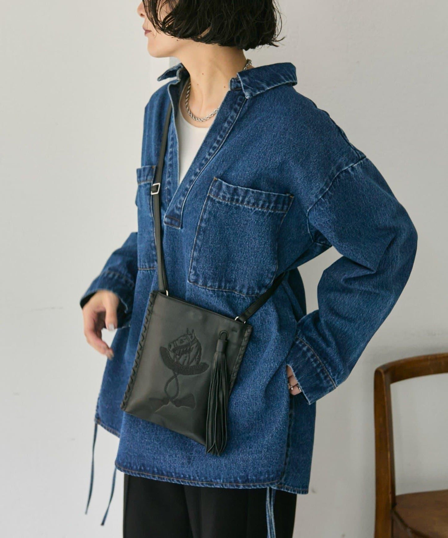 sampo×ear馬蹄形流蘇單肩包《本革/輕量150g》