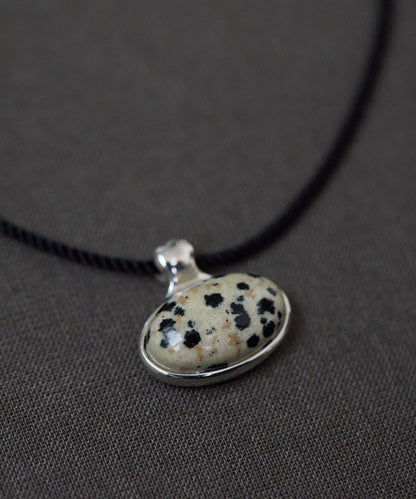 《インフルエンサーuchida企畫/スターリングシルバー》橢圓形寶石項鍊