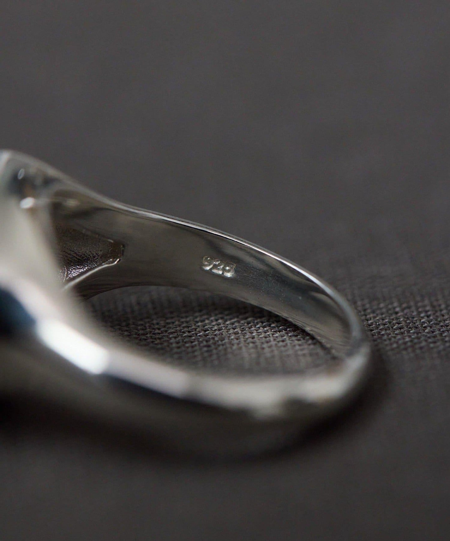 《インフルエンサーuchida企畫/スターリングシルバー》橢圓形寶石純銀戒指