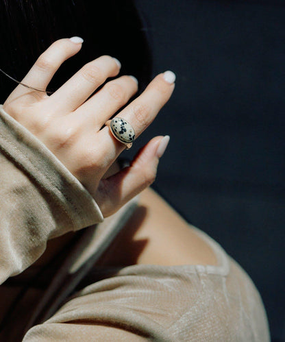 《インフルエンサーuchida企畫/スターリングシルバー》橢圓形寶石純銀戒指