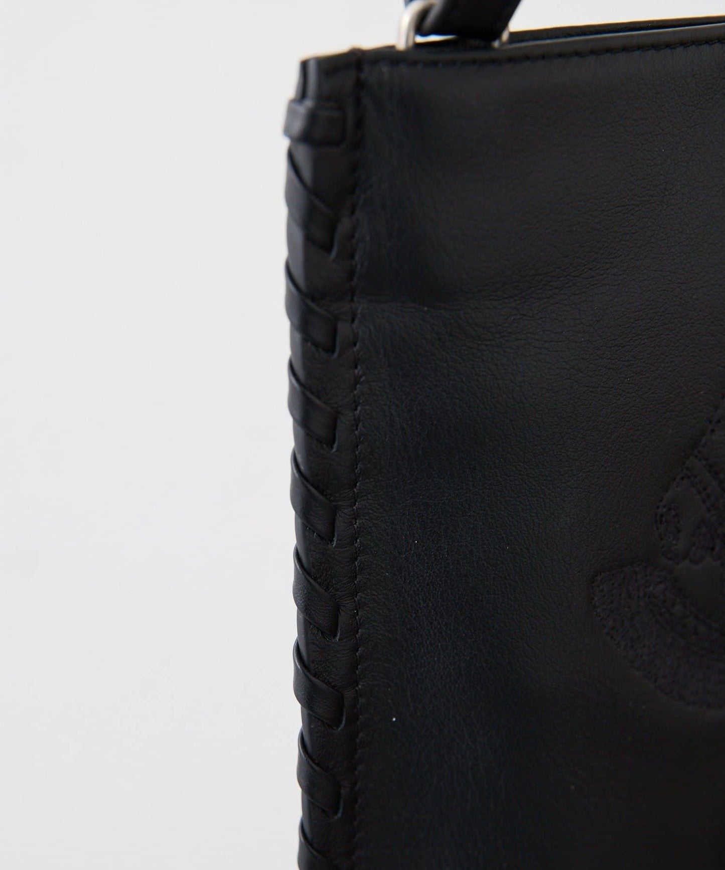 sampo×ear馬蹄形流蘇單肩包《本革/輕量150g》