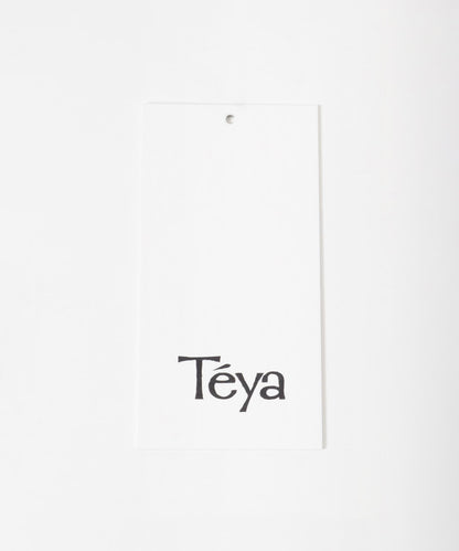 Teya絨面字母T恤