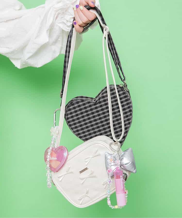 オールオルン 閃耀唇膏