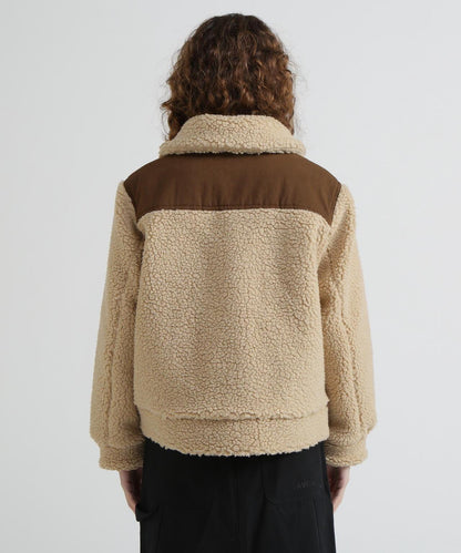 《直営店限定》羊羔絨拼接夾克