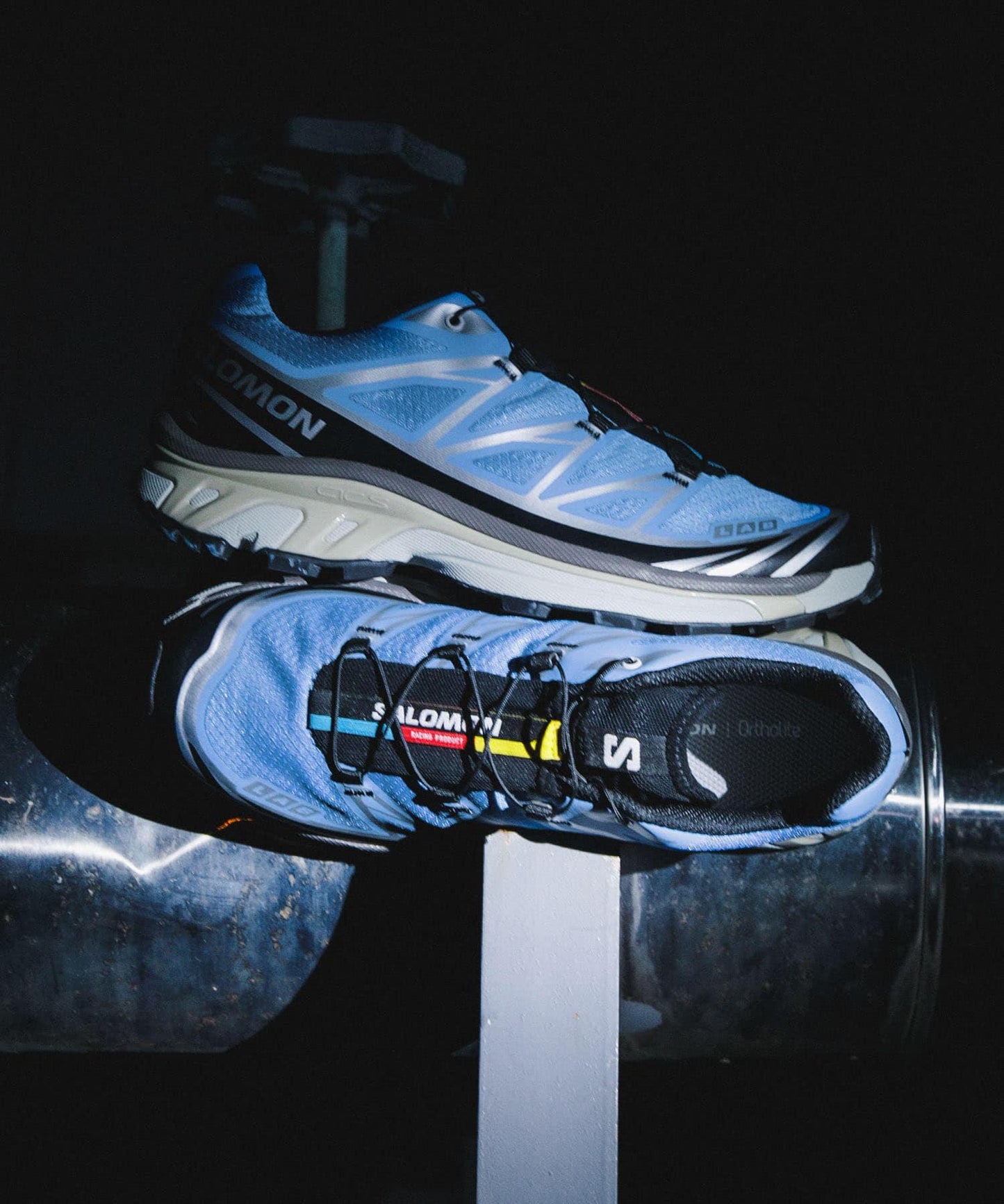 SALOMON Exclusive XT-6