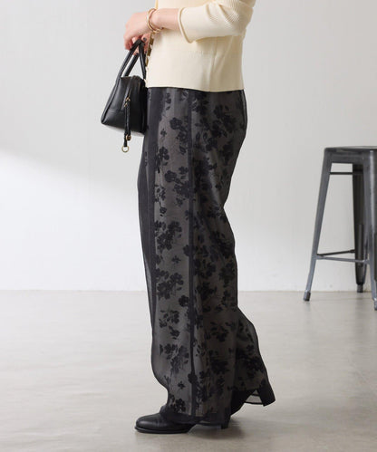 【輕薄遮身◎】輕薄疊穿花卉圖案褲