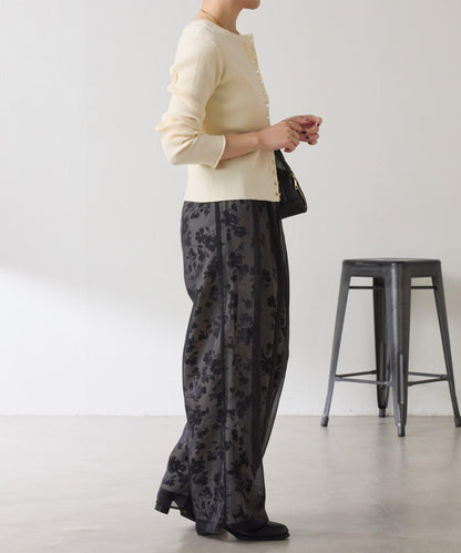 【輕薄遮身◎】輕薄疊穿花卉圖案褲