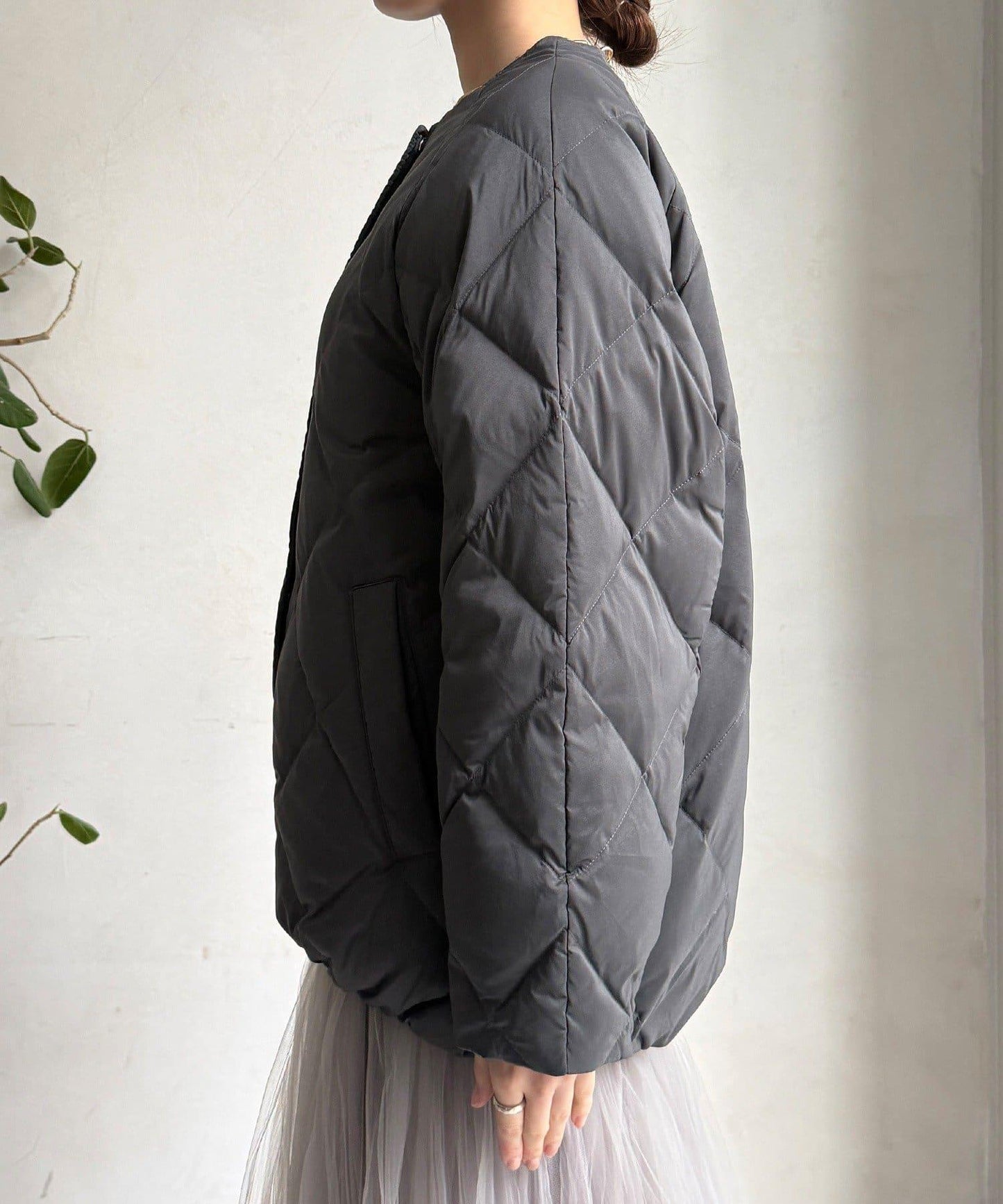 彈力塔夫綢羅紋袖短款羽絨服