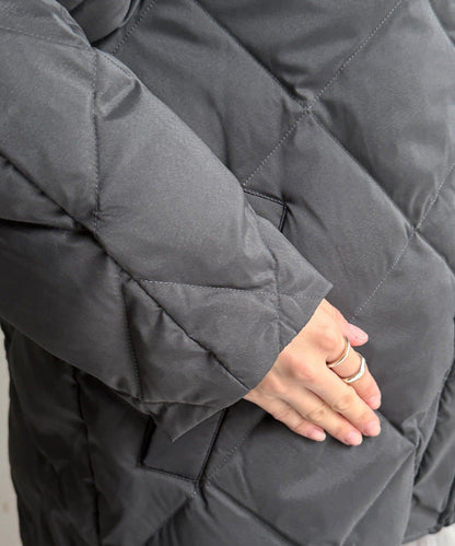 彈力塔夫綢羅紋袖短款羽絨服