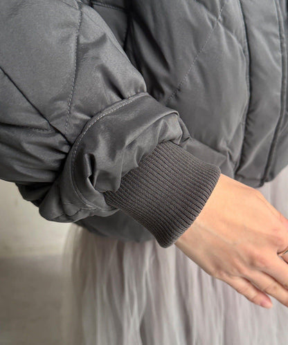 彈力塔夫綢羅紋袖短款羽絨服