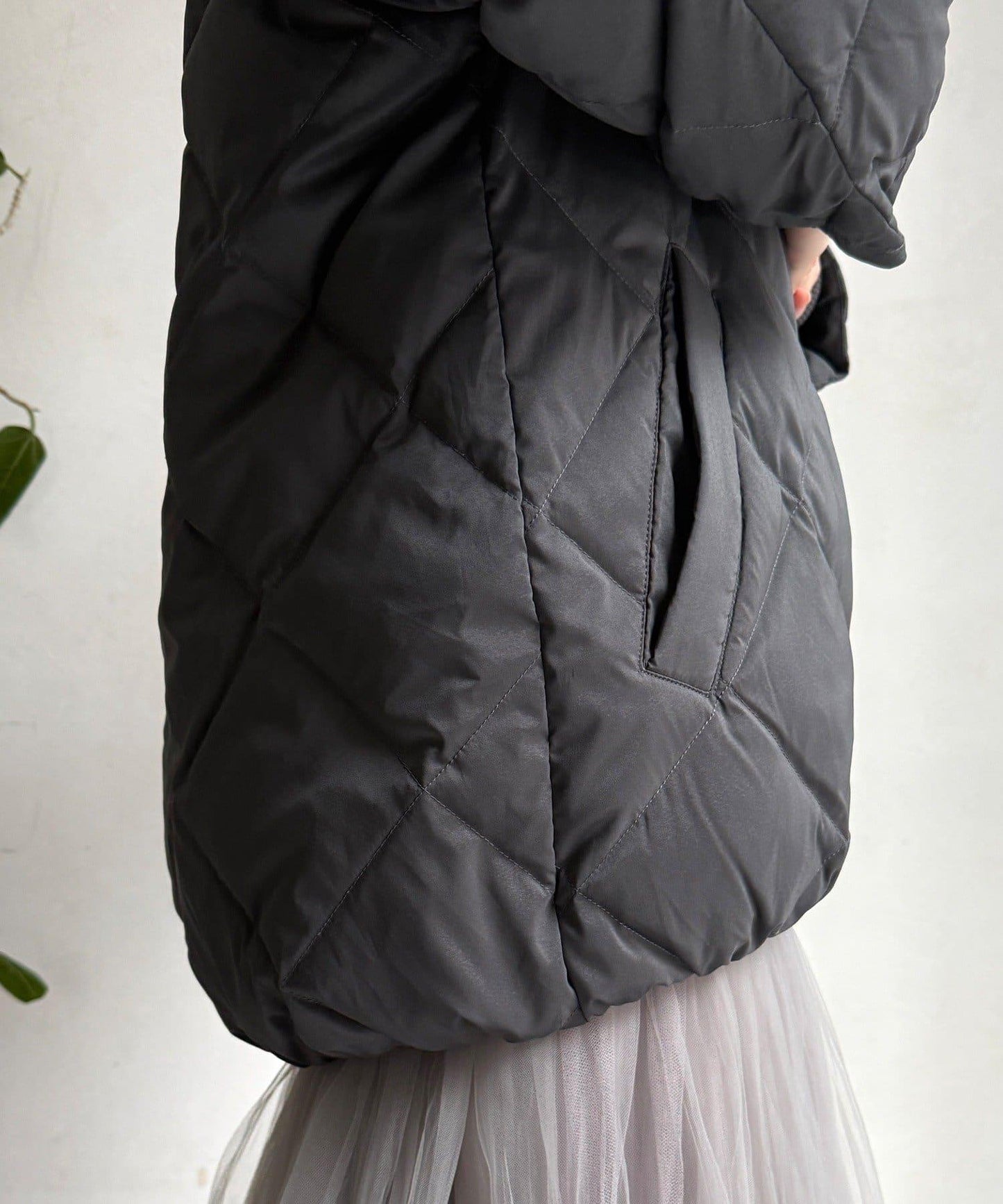 彈力塔夫綢羅紋袖短款羽絨服