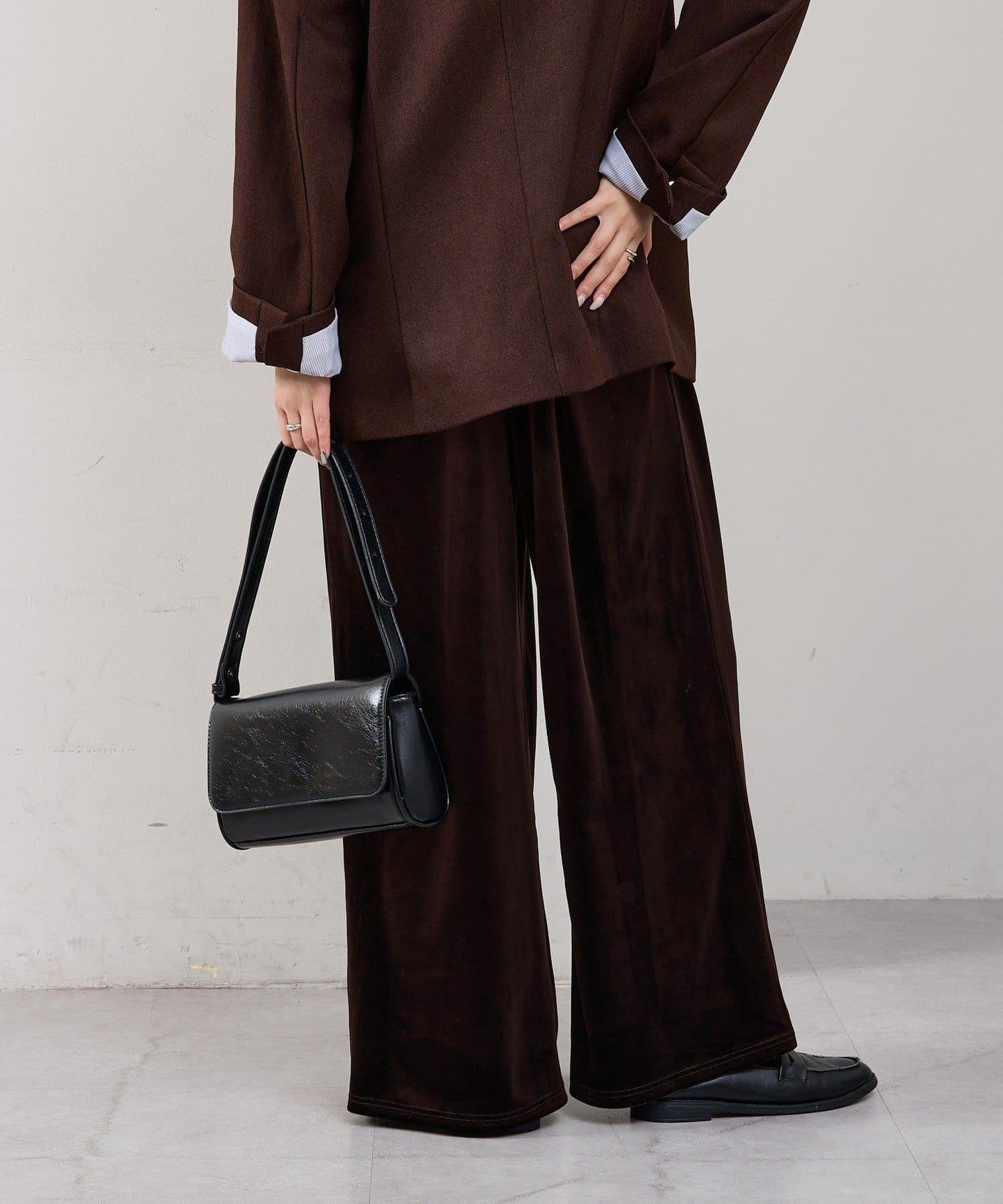 天鵝絨荷葉邊連體褲