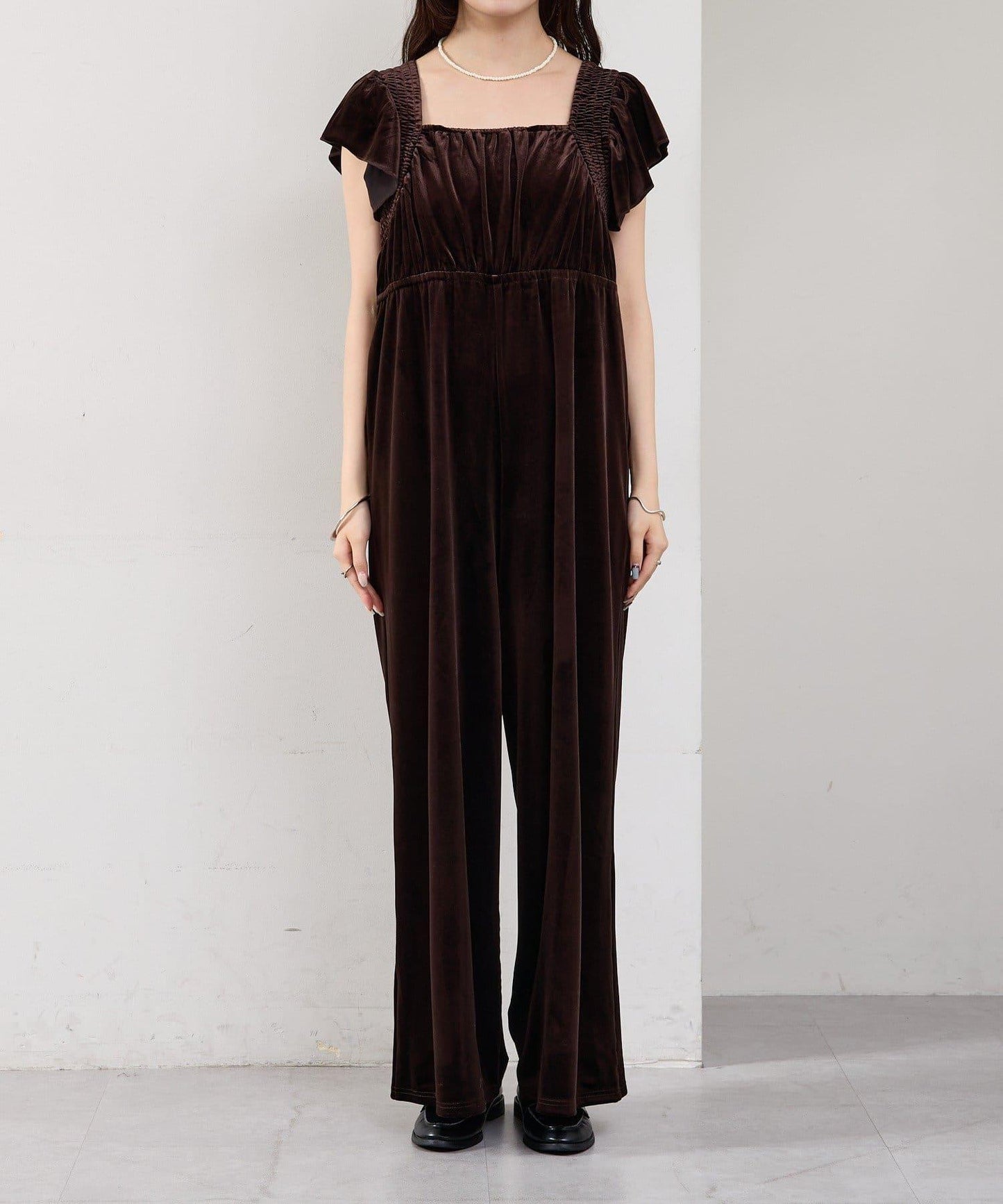 天鵝絨荷葉邊連體褲