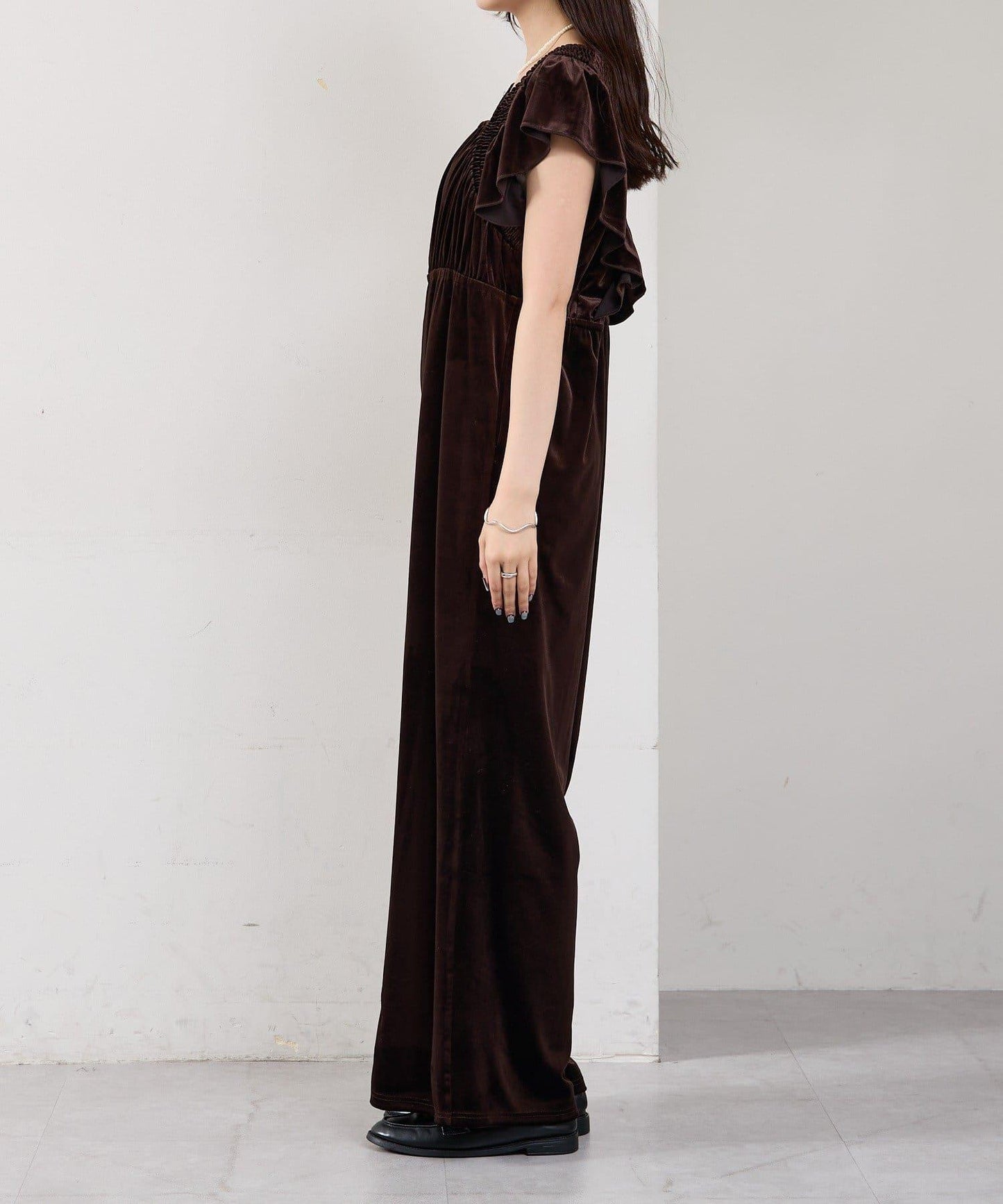 天鵝絨荷葉邊連體褲