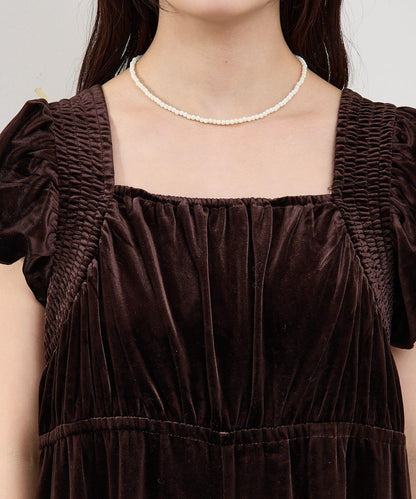 天鵝絨荷葉邊連體褲