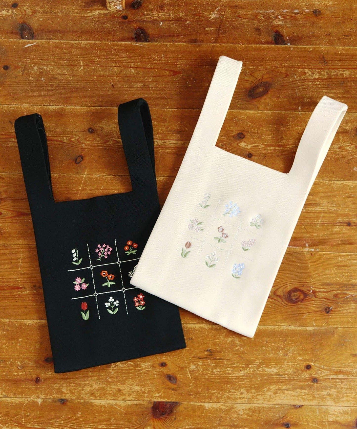 花卉刺繡針織包