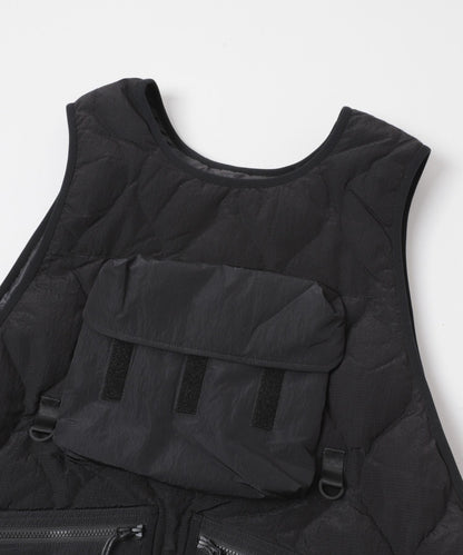 WHITE MOUNTAINEERING 菱格絎縫羽絨馬甲