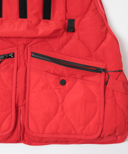 WHITE MOUNTAINEERING 菱格絎縫羽絨馬甲