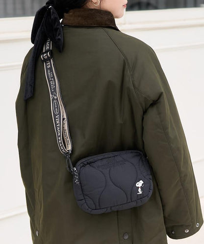 [《PEANUTS》] 絎縫小號單肩包