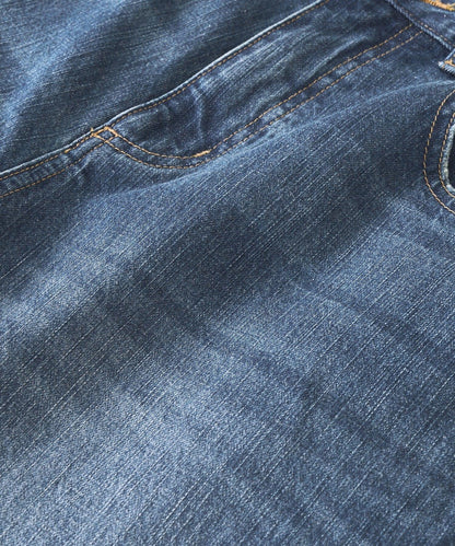 【時尚感十足】寬鬆喇叭牛仔褲