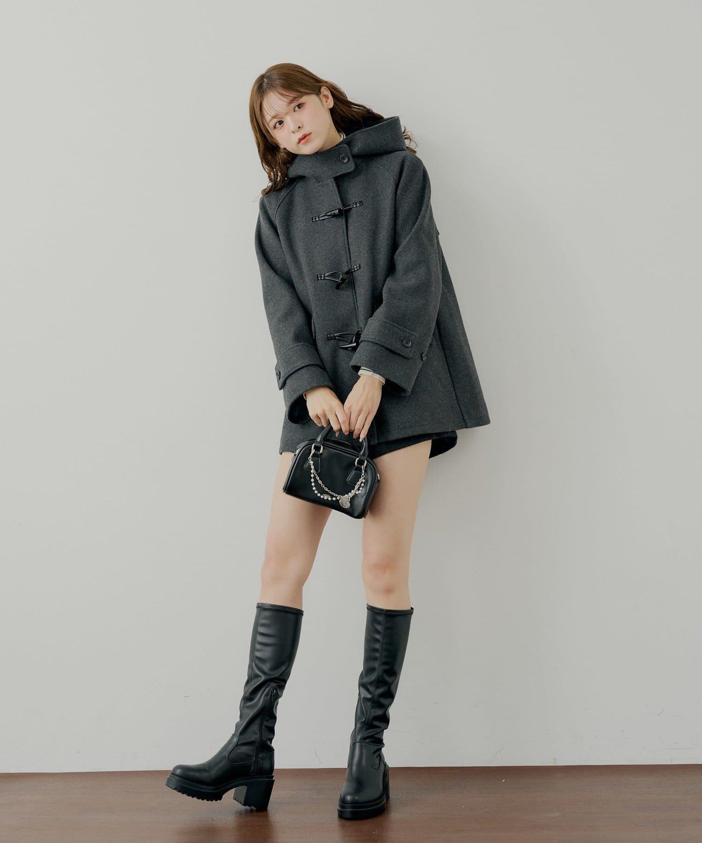 連帽牛角扣中長款大衣